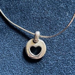 Tiffany & Co heart cutout pendant necklace sterling silver 1999